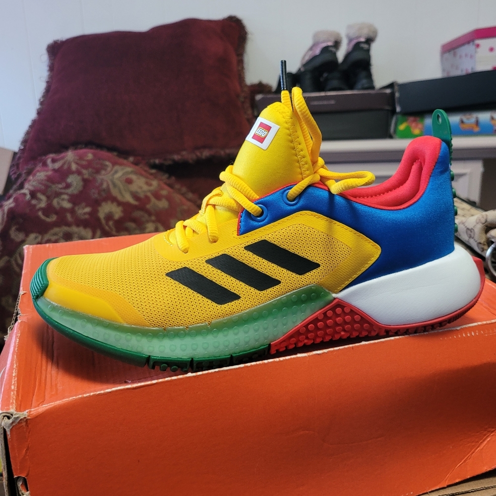 Adidas  Lego Sport
